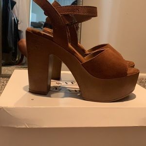 Steve Madden CLIQUE PLATFORM SANDAL